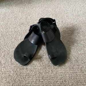 Vivobarefoot Atani Zero Drop Sandal